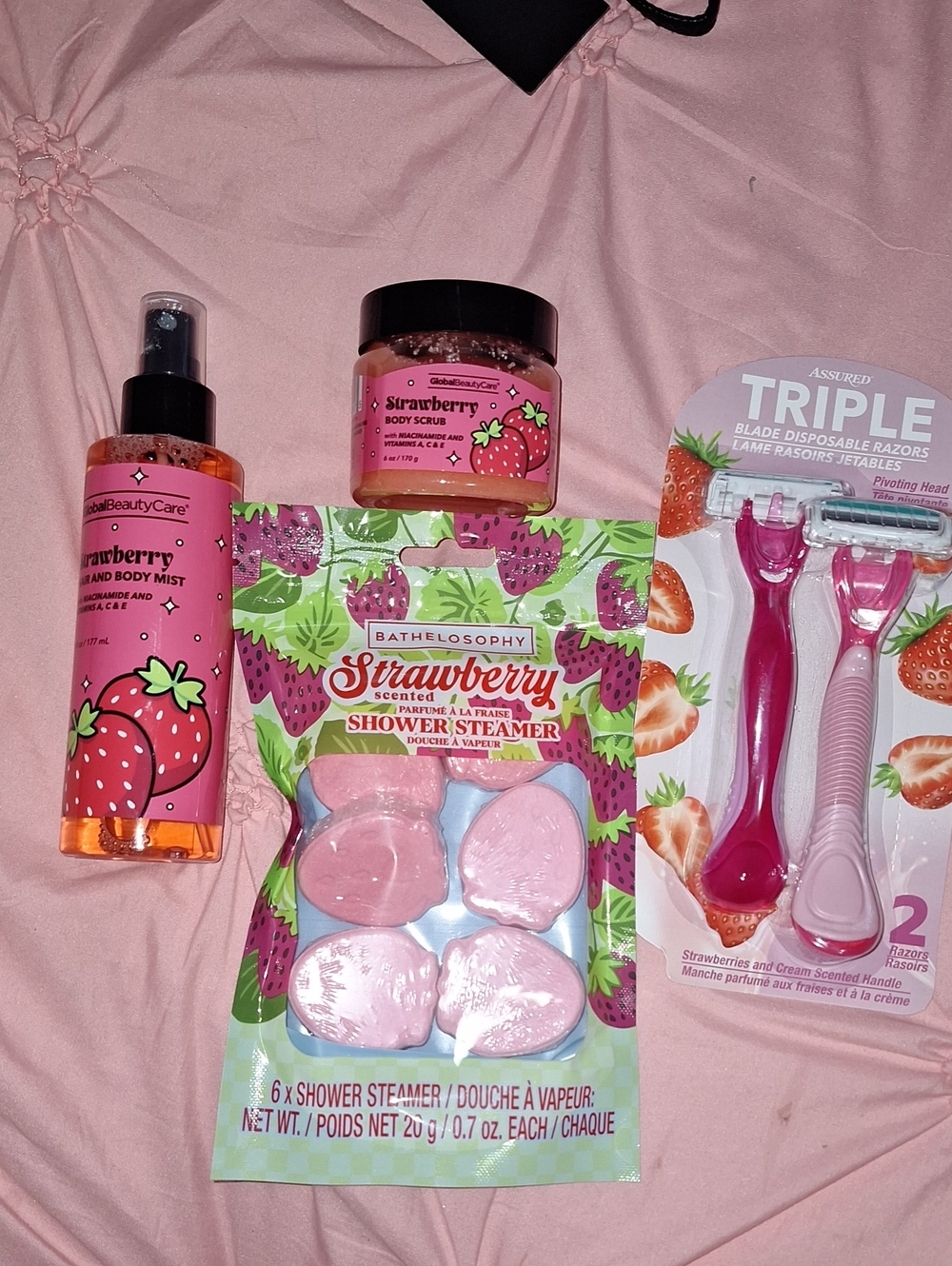 BatheLOSOPHY Strawberry Bath Set - Pink